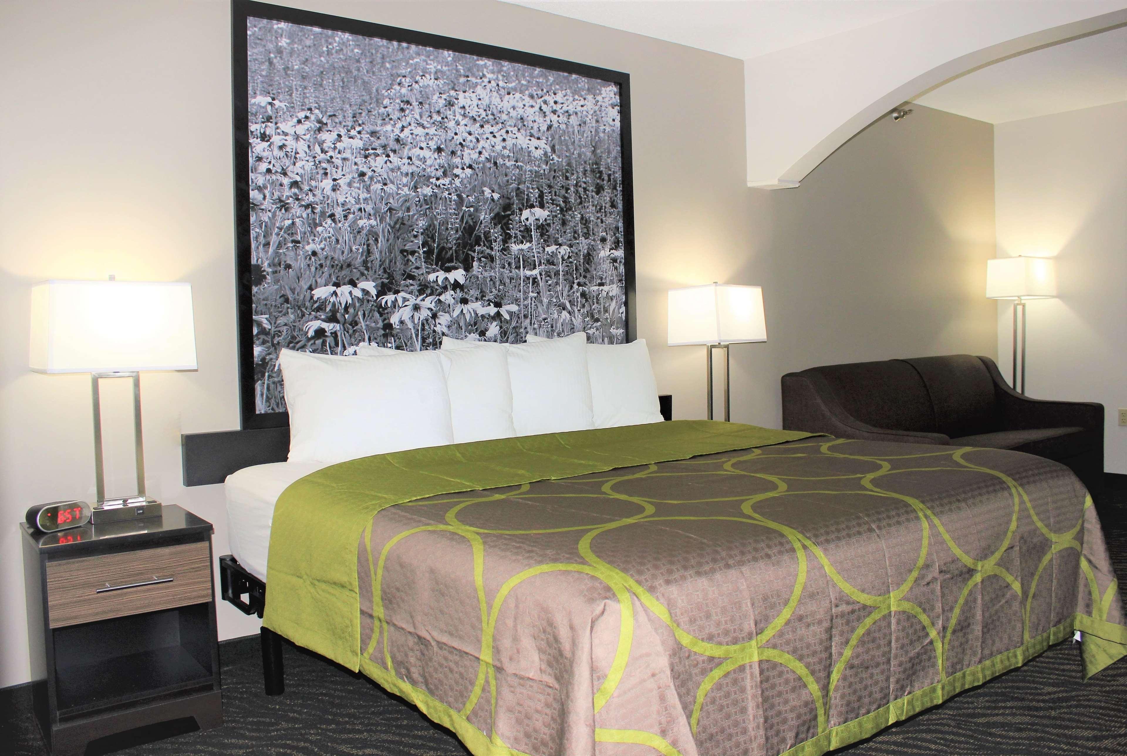 Hotel Super 8 By Wyndham High Point/greensboro Highpoint