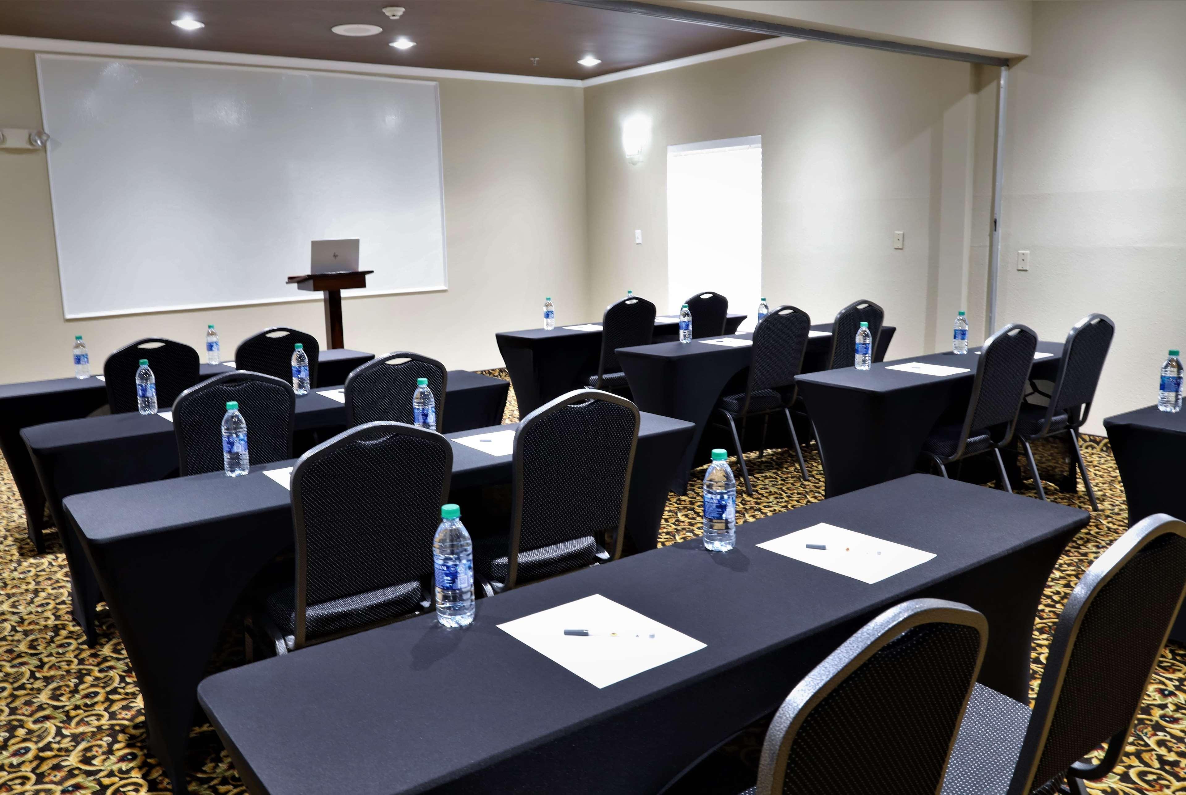 Super 8 By Wyndham High Point/greensboro Hotel