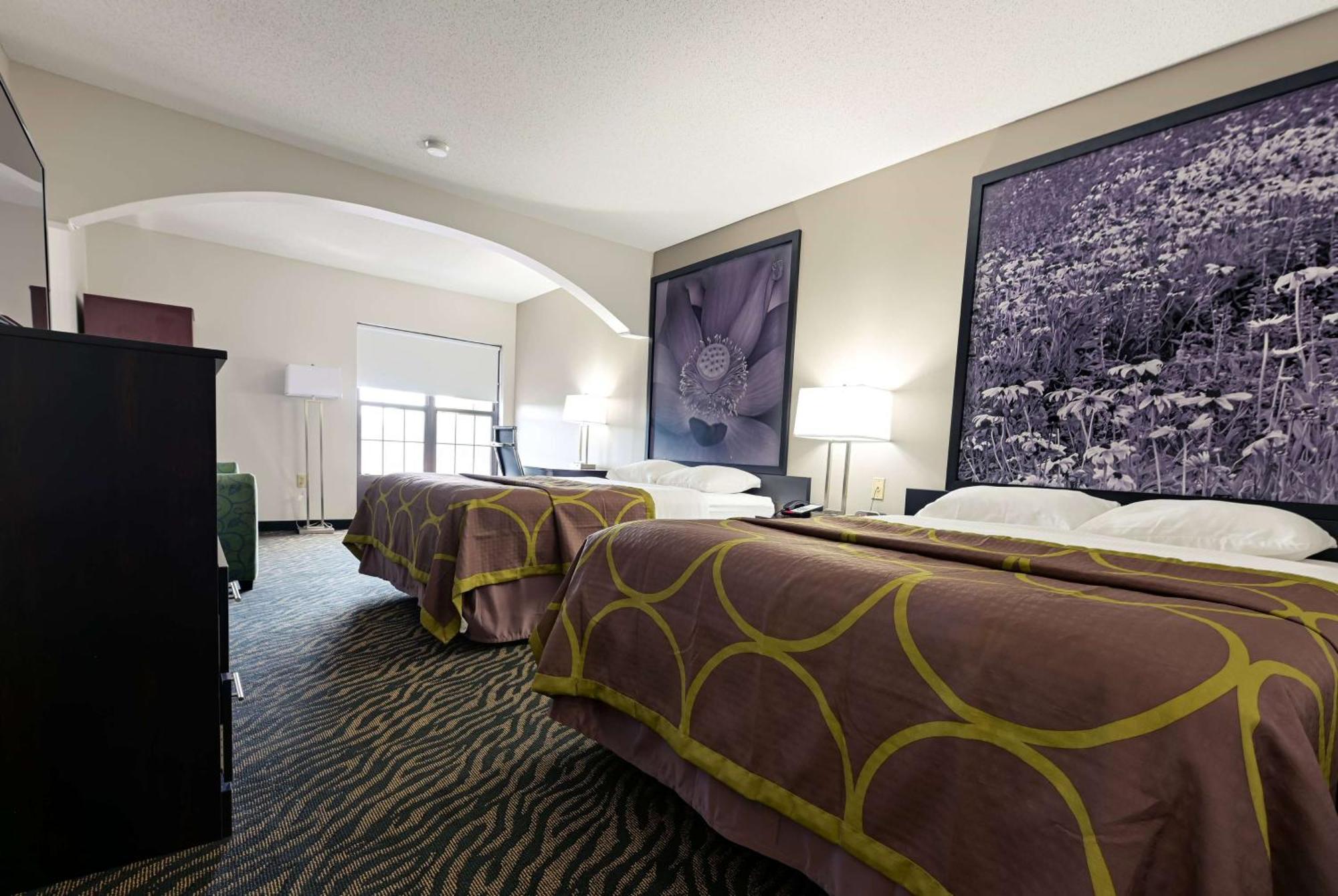 Super 8 By Wyndham High Point/greensboro Hotel 2*