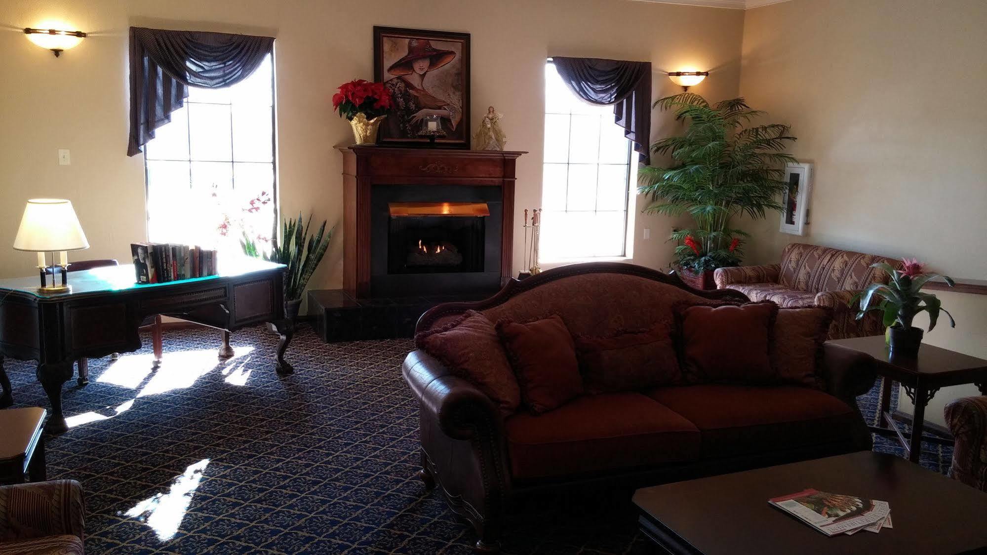 Hotel Super 8 By Wyndham High Point/greensboro 2*