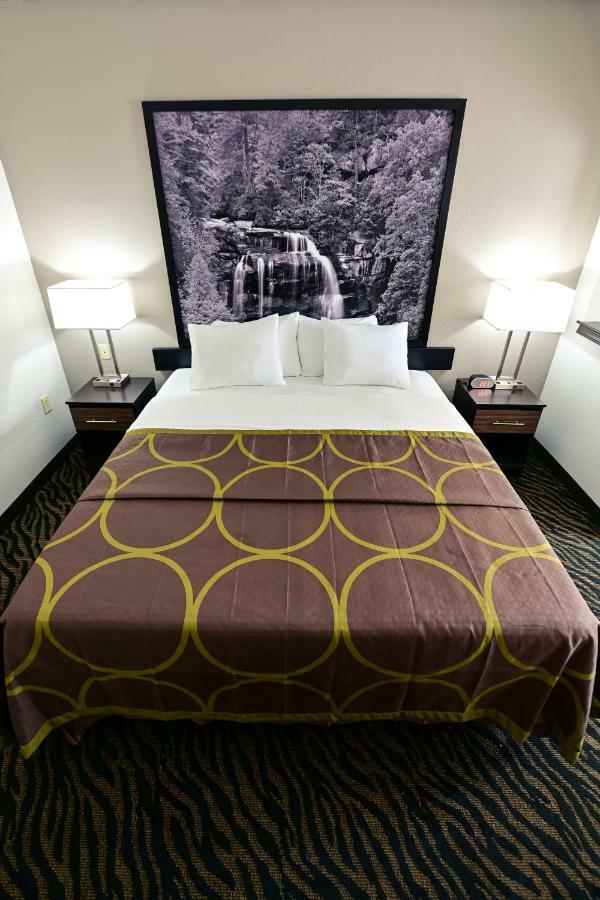 Hotel Super 8 By Wyndham High Point/greensboro